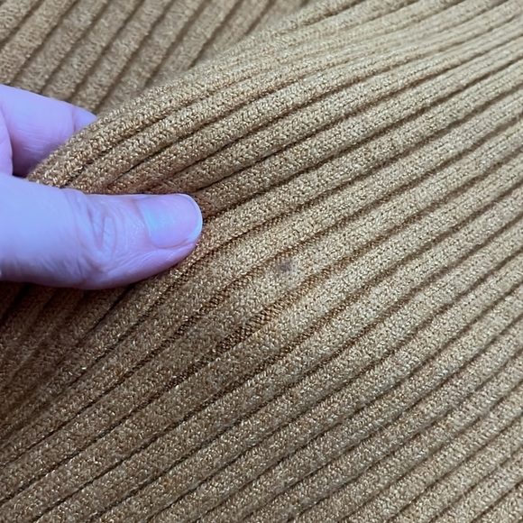 “Olivaceous: Mock Neck Sweater size medium” - Picture 6 of 9